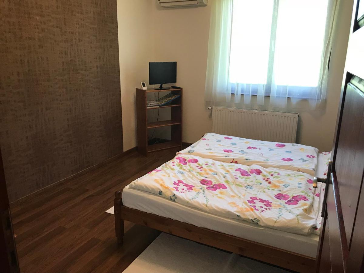 Apartmán Simon Vendeghaz Balatongyoeroek Exteriér fotografie